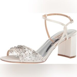 NWOT Badgley Mischka Women's Blaine Block Heel Sandal Heeled 8.5